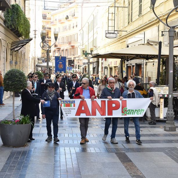 Sanremo: il ricordo di chi ha liberato l'Italia dall'oppressione e anche un momento per 'Bella Ciao' all'80° del 25 aprile (Foto e Video)