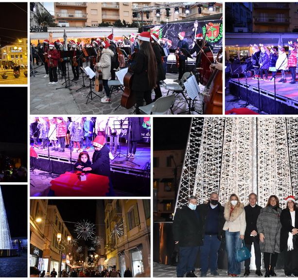 Sanremo: acceso l'albero di Natale in piazza Colombo, atmosfera di festa e nuove luminarie in città (Foto e Video)
