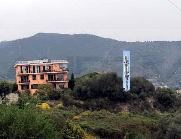 A Sanremo Iliad continua l'installazione delle antenne 5G: dopo via Bonmoschetto e Bussana la protesta da San Bartolomeo