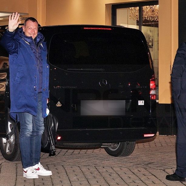 Amadeus è arrivato in città: al via le audizioni dei 21 selezionati da Area Sanremo (Foto)