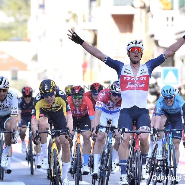 La Milano-Sanremo torna alla sua veste originale: tutte le ultime sulla gara e i divieti previsti per oggi in Liguria