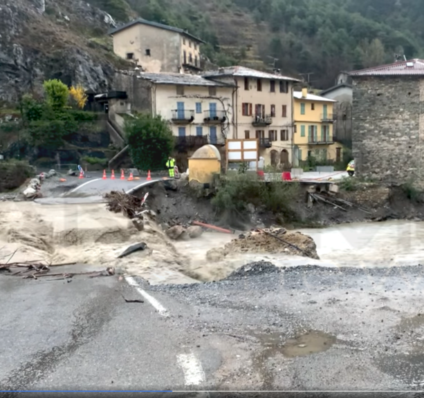 Frana a Tenda, circolazione sospesa per i treni tra Limone e Ventimiglia (Video)