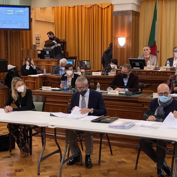 Casinò di Sanremo: crisi incassi e bando ristorazione, la relazione di Battistotti “La clausola sociale non avrebbe impedito licenziamenti” (Video)