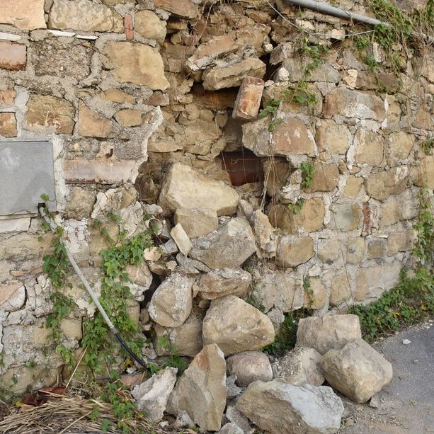 Sanremo: due anziani fuori di casa per la frana alla Vesca &quot;Ora ci chiedono anche di eseguire i lavori&quot;