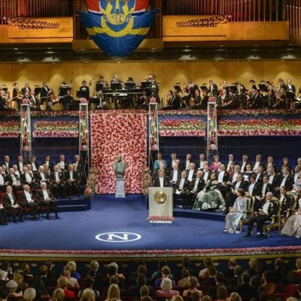 Niente fiori di Sanremo alla cerimonia per il Premio Nobel 2020: ordine in ritardo e richiesta di prodotto olandese frenano il Comune