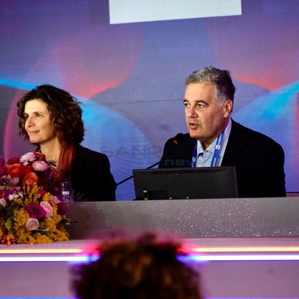 Cordata privata si fa avanti per strappare il Festival alla Rai, il Comune prende tempo: “Valutazioni al momento opportuno”