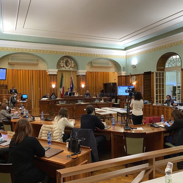 Casinò di Sanremo: posti di lavoro a rischio con il nuovo appalto per la ristorazione, Biancheri: “Quando manca il fatturato è difficile dare sicurezza”