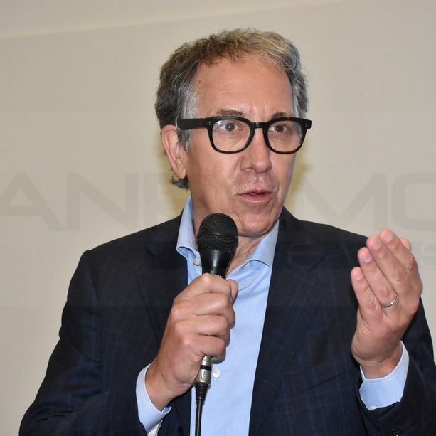Sanremo: il sindaco Biancheri ricorda le ultime ore con il preside Valleggi “Ci siamo salutati alle 13 dopo il buon esito della riunione per trovare una sede al Liceo Musicale, era felice”