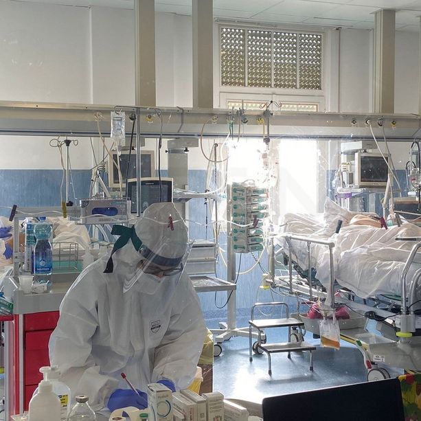 Coronavirus: tasso di incidenza ancora in salita in provincia, crescono le occupazioni dei letti e il pericolo di zona 'rossa'