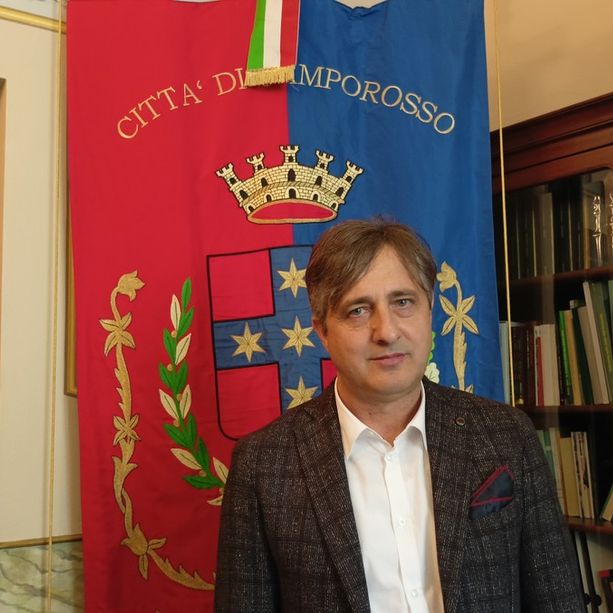 Camporosso, municipio chiuso al sabato. Gibelli: &quot;Giorno con bassissima affluenza in Comune&quot; (Foto e video)