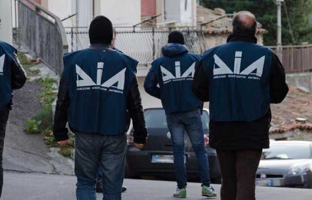Criminalità organizzata, la provincia di Imperia terra di truffe, frodi e contraffazioni: Ventimiglia è il centro di potere strategico