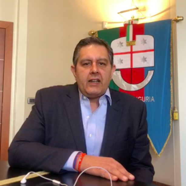 Classifica dei governatori più popolari: Toti registra il progresso più significativo (+13,6%) e mantiene salda l'ottava posizione