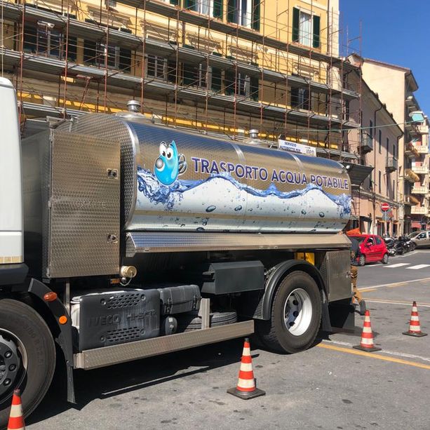 Imperia: verso la riparazione del guasto all'acquedotto, Scajola &quot;Alle 22.30 dovrebbe tornare l'acqua nei rubinetti di tutto il territorio&quot; (video)