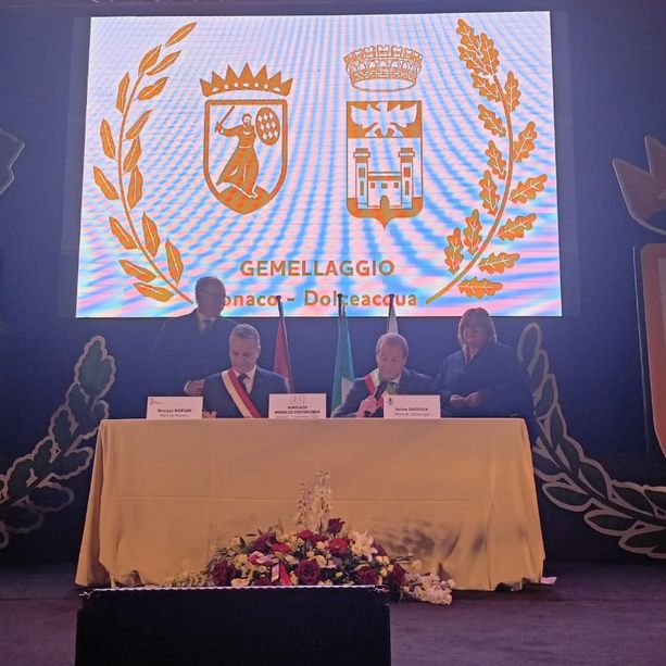 Dolceacqua in festa per il gemellaggio con il Principato di Monaco (Foto e video)
