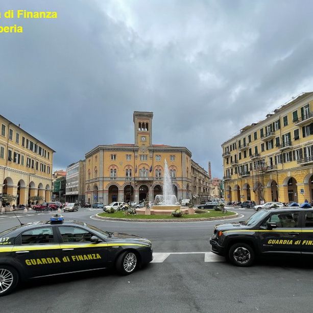Operazione ‘Mago merlino’ della Finanza di Imperia: smantellata organizzazione dedita al traffico e allo spaccio di droga (Video)
