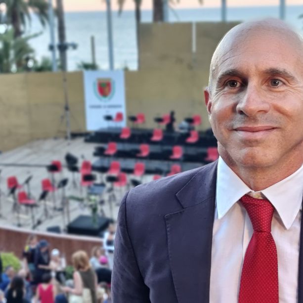 Novità in vista per Area Sanremo 2022? Bocche cucite in casa Sinfonica, ma si fa strada l’ipotesi di una nuova giuria firmata Rai