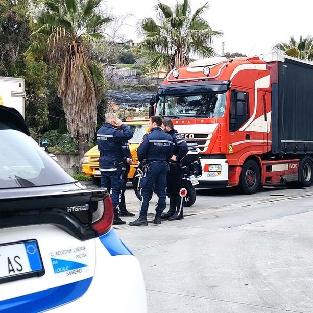 Sanremo: incidente mortale di oggi, il racconto di chi ha soccorso i due fratelli &quot;Una scena che non dimenticherò mai&quot;