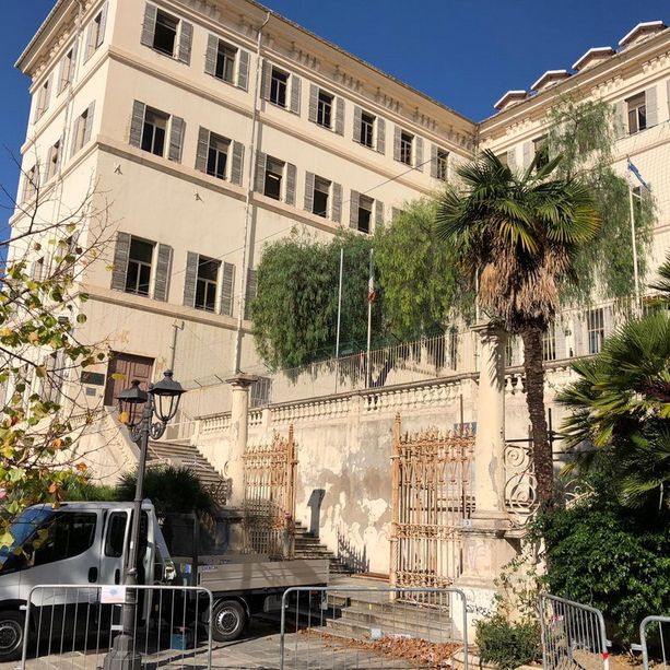 Sanremo: alunno inveisce contro una 'Prof' del 'Colombo', ieri l'incontro e le scuse. Ora la decisione del Consiglio disciplinare
