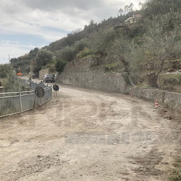 Sanremo: intervento storico per la frazione di Verezzo, partiti i lavori della strada della Parà (Foto)