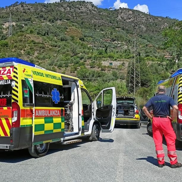 Ventimiglia: macchina in un burrone sul Grammondo, c'è un morto. Proseguono i soccorsi (Foto e Video)