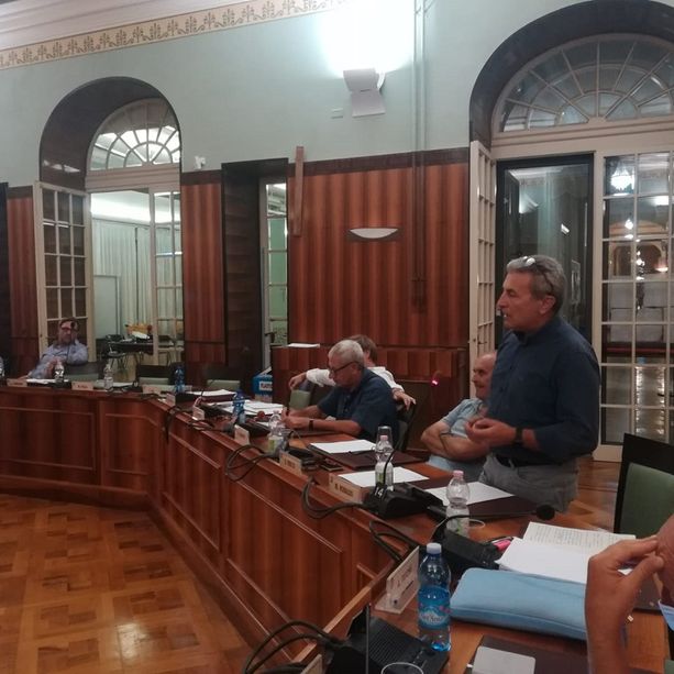 Sanremo: in Consiglio comunale la pratica di Rivieracqua divide la maggioranza e spacca il PD