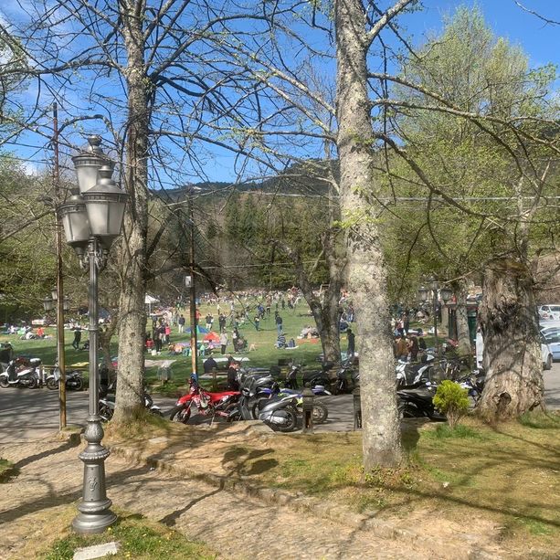 Pasqua e Pasquetta boom in provincia: alberghi stracolmi e oggi i prati sono tornati pieni per la gita 'fuori porta' (Foto)