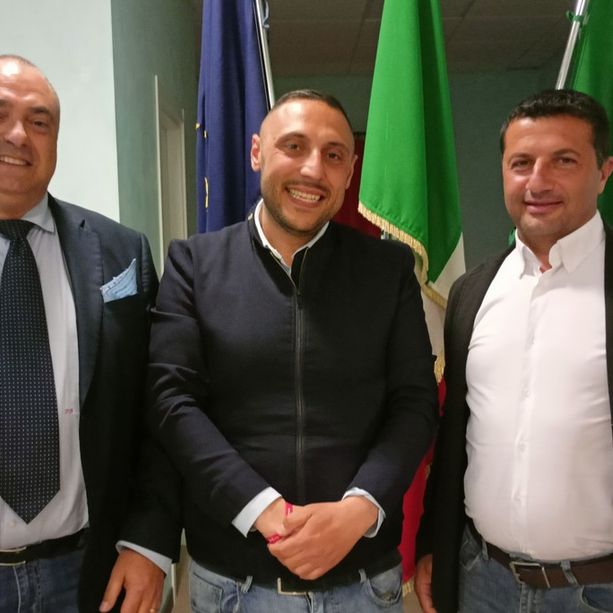Parcheggi a pagamento, confronto pubblico acceso tra i candidati sindaco di Vallecrosia (Foto e video)