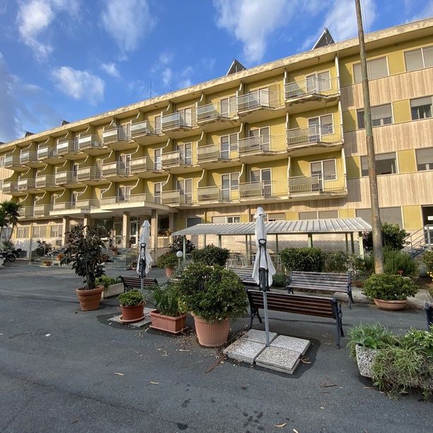 Sanremo: tra ricorsi al TAR e l’attesa sentenza, qual è la situazione a Casa Serena a tre mesi dalla vendita? Intanto gli ospiti sono scesi da 96 a 78 (Video)