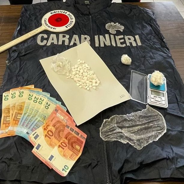 Sanremo: vendevano crack a giovanissimi da via Martiri, Carabinieri arrestano due tunisini