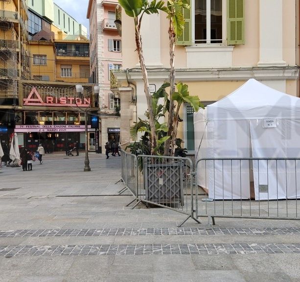 Festival di Sanremo 2023: dopo due edizioni quest'anno non ci sarà il 'tamponificio' di piazza Borea D'Olmo