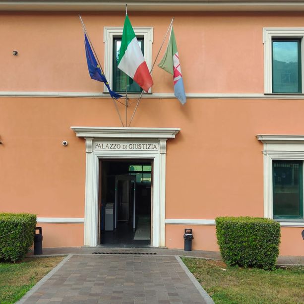 Violenza sessuale su minori, rinviata a dicembre la sentenza