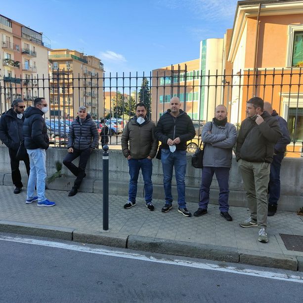 Imperia: nulla di fatto per la Riviera Trasporti, in tribunale il giudice si è preso ancora tempo per la decisione (Video)