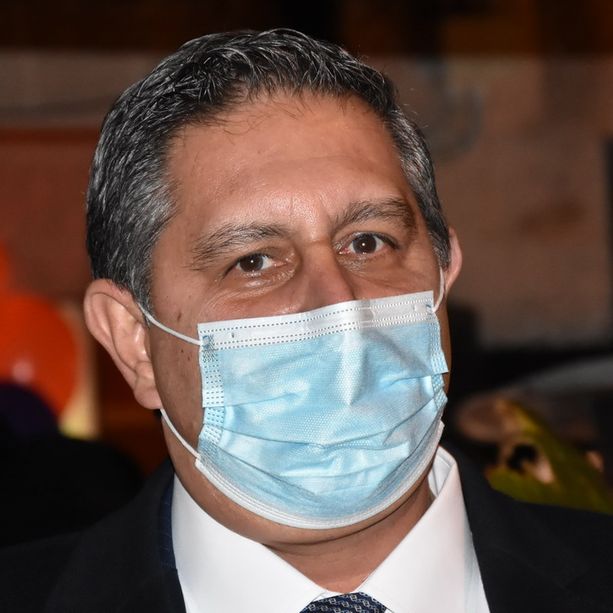 Caos tamponi, presidente Toti: “Da venerdì 7 gennaio test antigenici nella gestione dei positivi al covid-19”