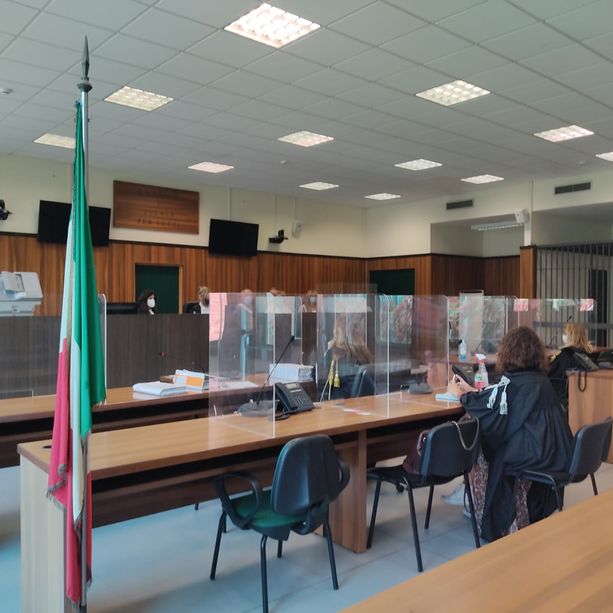 Violenza sessuale e molestie su due ragazze e una bambina: 25enne sudanese condannato a 3 anni di carcere dal gup di Imperia