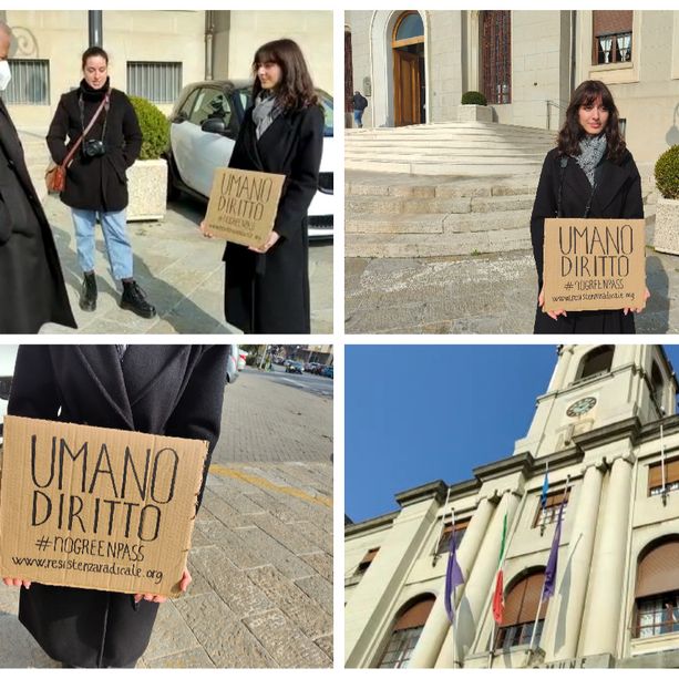 Imperia, la protesta silenziosa di Alice davanti al comune: &quot;Sono un essere umano e il green pass non rispetta i nostri diritti&quot; (foto e video)