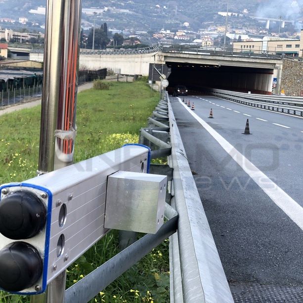 Auto in contromano sull'Aurelia Bis: a Taggia si sperimenta il 'ControStop' (Foto e video)