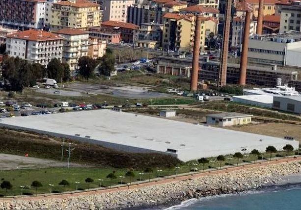 Acque non depurate finiscono in mare a Imperia, doppio avviso di garanzia