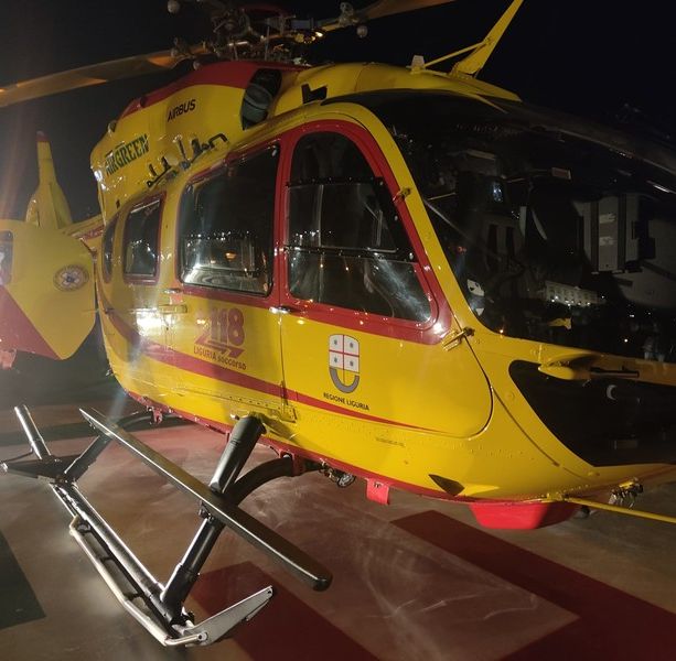 Borghetto d'Arroscia, cade in bicicletta: 18enne in codice rosso al Santa Corona