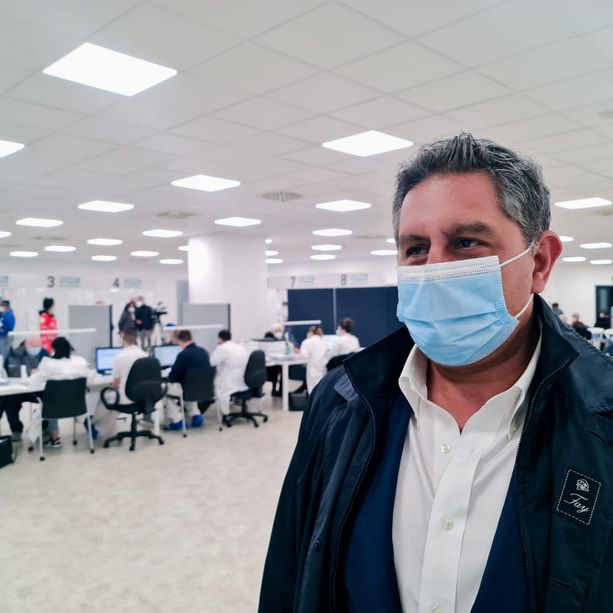 Covid: oggi la Liguria sarebbe in zona gialla, Toti &quot;Cominciano a scendere i numeri sulla provincia di Imperia&quot;