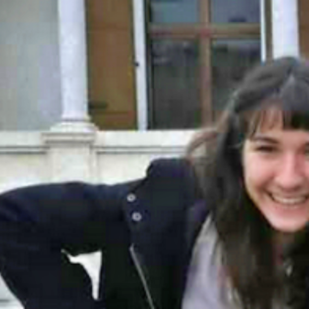 Scuole e licei di tutta la provincia ricordano con un minuto di silenzio Giulia, la ragazza uccisa dall'ex fidanzato