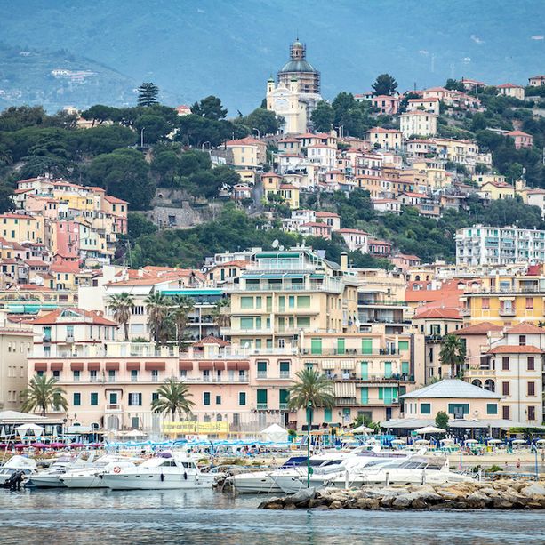 Sanremo: una serie di misure economiche straordinarie del Comune per sostenere le imprese della città