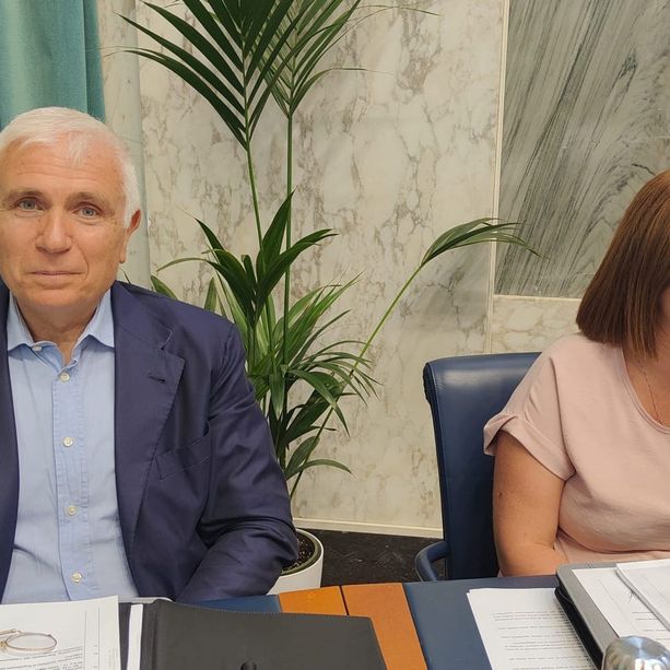 Consiglio comunale a Imperia, Zarbano manda l'avviso di sfratto alla Mameli