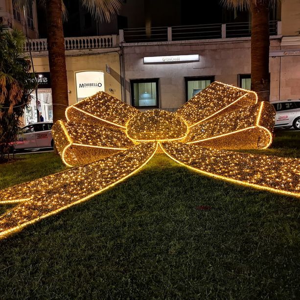Che Natale sarà a Sanremo? In attesa del nuovo Dpcm si lavora per preparare la città. Faraldi: “Messo in cantiere tutto quello che possiamo fare” (Video)