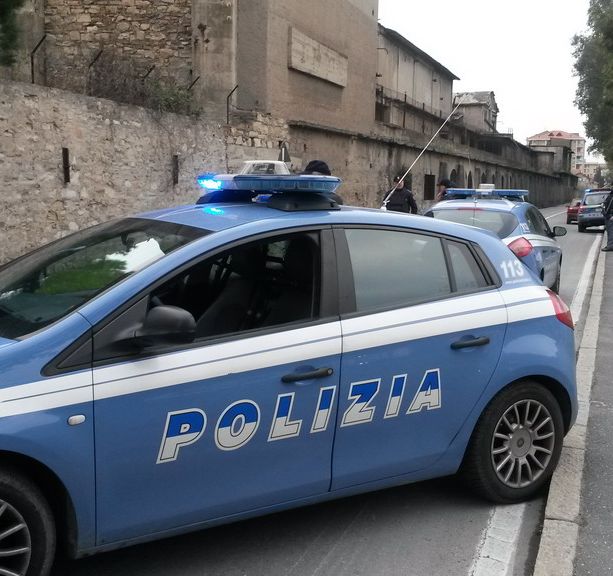 Imperia, spaccio di droga: maxi blitz della polizia, ecco i nomi e i dettagli