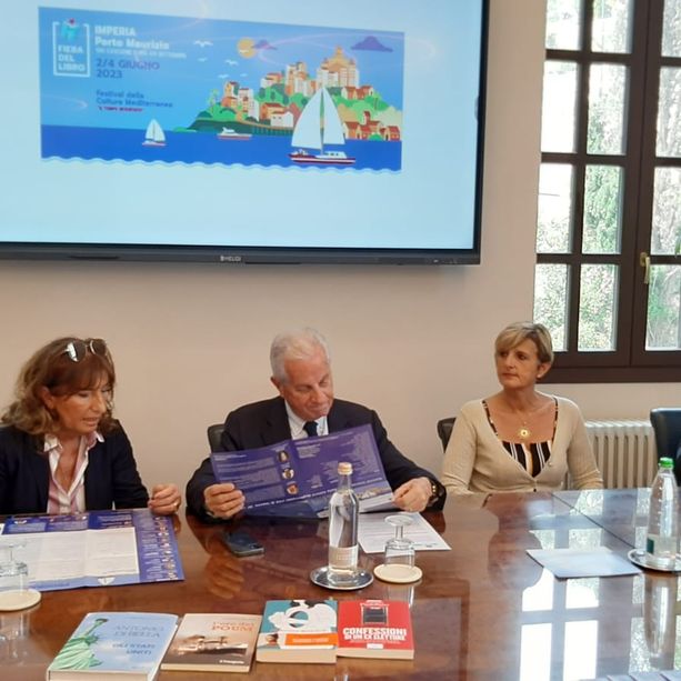 Imperia, &quot;Il tempo inventato&quot; è il tema della 22esima edizione della Fiera del Libro (video)