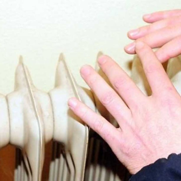 Imperia, termosifoni spenti e aule ancora troppo fredde: alunni e personale scolastico a scuola in giacca e cappotto