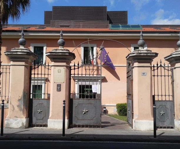 Imperia, 30enne assolta dal reato di calunnia e false dichiarazioni: non era capace di intendere e di volere