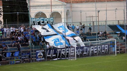 Inizia la stagione calcistica, derby a rischio tra Imperia e Albenga: tutti i divieti disposti dal Comune