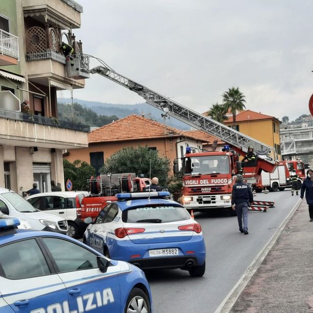 Imperia: i vicini non lo vedevano da qualche giorno, anziano trovato morto in casa sull'argine destro