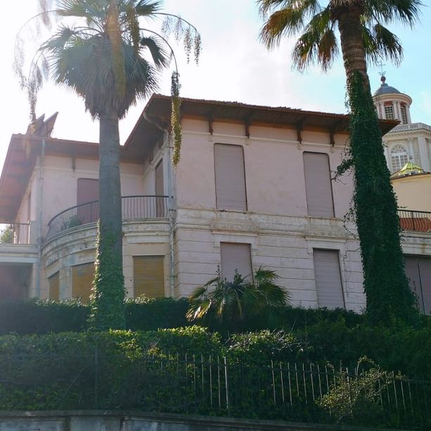 Imperia, in consiglio comunale si torna a parlare della vendita di Villa Carpeneto: nel 2010 la ‘beffa’ della falsa offerta da parte di un oligarca russo